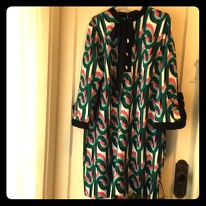 Cool retro print tie-neck dress